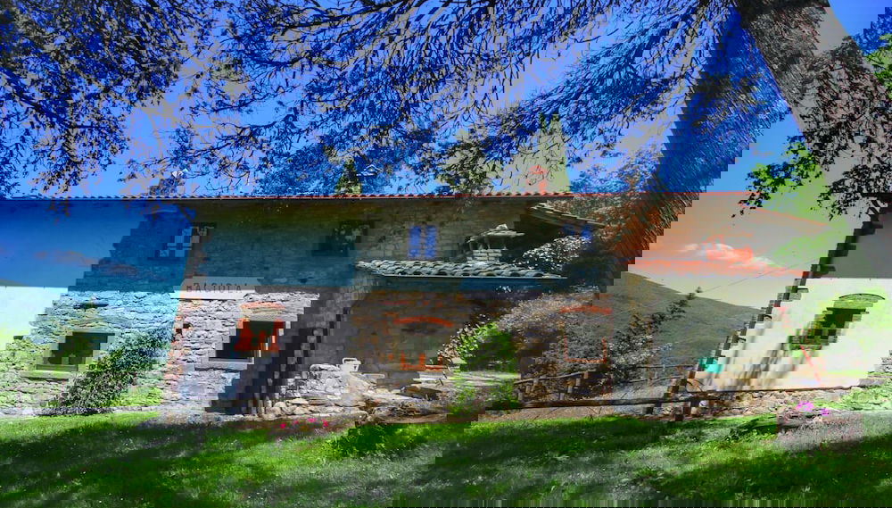 Alluring Farmhouse in Ortignano With Swimming Pool - Photo 1