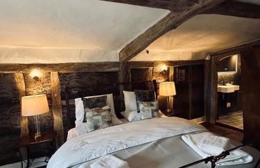 The Foremans House, With Hot Tub, A luxurious Historical pre 16th Century Grade II Listed House, location Essex in a picturesque Village, Country Pub In walking Distance - Foto 7