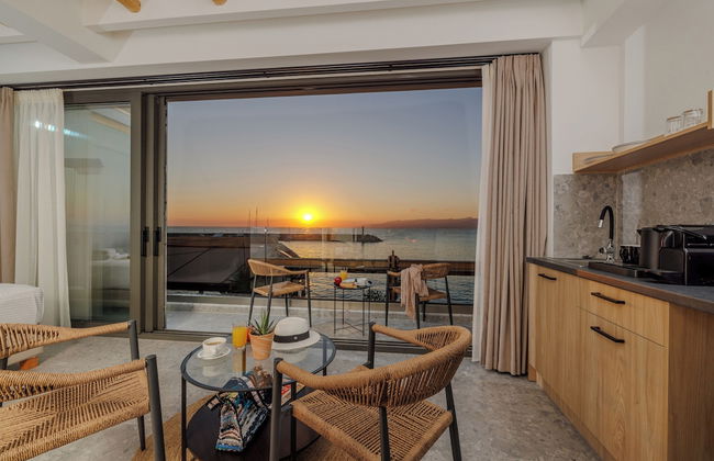 Soho SeaFront Suites - Foto 1