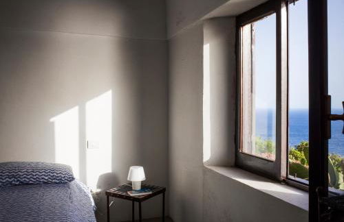 Dammuso sulla scogliera - Pantelleria - Foto 39