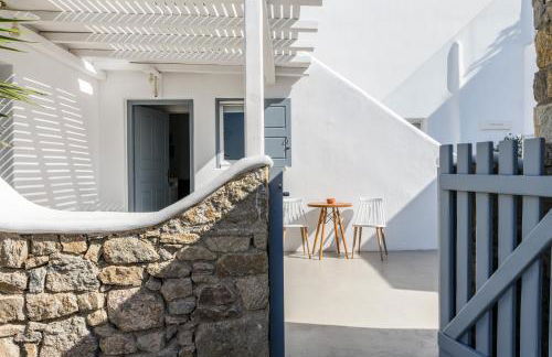 Mykonos Supreme Comfort Suites & Villas - Photo 98