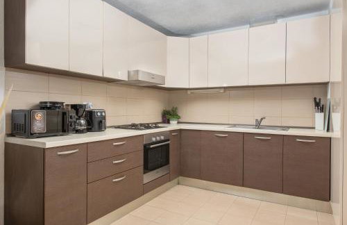 Holiday home Svilaja I Heated pool, family retreat - Photo 2