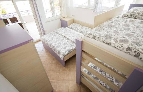 Villa Lavanda - family friendly, beachfront - Photo 50