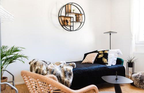 Hybrid Work-Play Retreat - 2BR, 1B central Kreuzberg - Foto 13