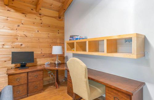 Secluded Cabin with Quality Furnishing and Hot Tub - Foto 35