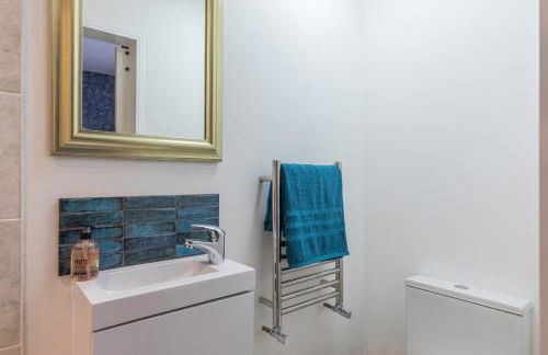 Historic Spacious Central 6 BR Town House Uckfield Sussex - Foto 24