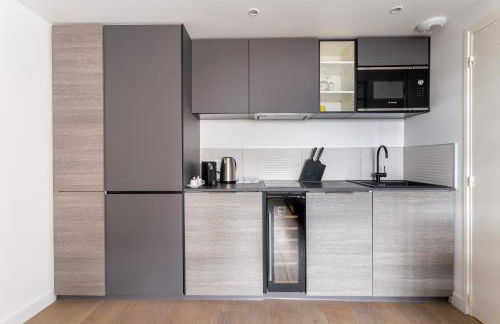 Appart Hotel NuitéeJour Le Mans Centre Jaurès - Foto 48