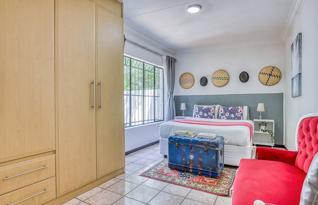 The Cottage-1 Bed-pool-bbq-fibre-solar-samrand - Foto 3