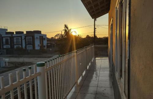 Apto 3 quartos 500m do mar, churrasqueira e varanda com vista para o pôr do sol - Foto 41