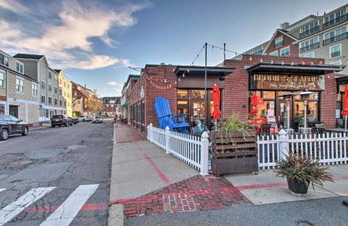 Inviting Salem Apartment Near Waterfront and Museums - Foto 32