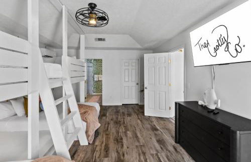 Steps to the beach & close to 30A! Private pool with sundeck & putt putt golf! - Photo 23