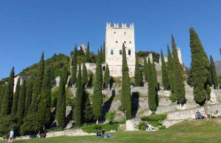 Pietra Rara Apartments - Photo 12