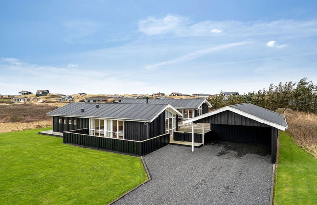 "Eileen" - 300m from the sea - Photo 6