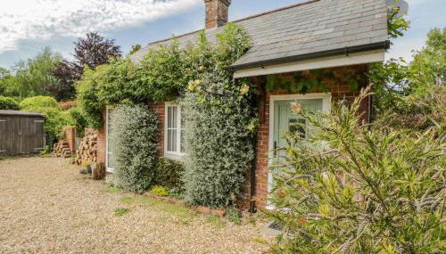 Parkfield Cottage - Photo 2