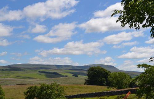 Ashes Farm - Ingleborough Barn Cottage, with 3 peaks views, near Settle - Foto 3