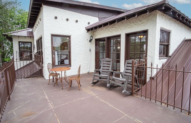 Splash Into Vacation 6BR Home w/ Pool & Waterslide - Foto 52