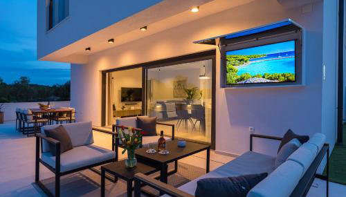 Villa Kurnatari - Photo 4