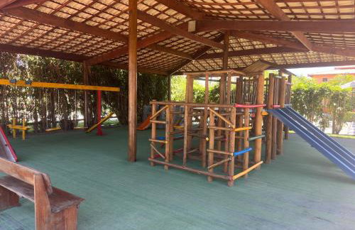 Flat Guarajuba 4 quartos térreo à Beira Mar - pé na areia - governança com arrumadeira e Wi Fi inclusos - Foto 51