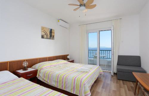 Apartments by the sea Igrane, Makarska - 6653 - Photo 31