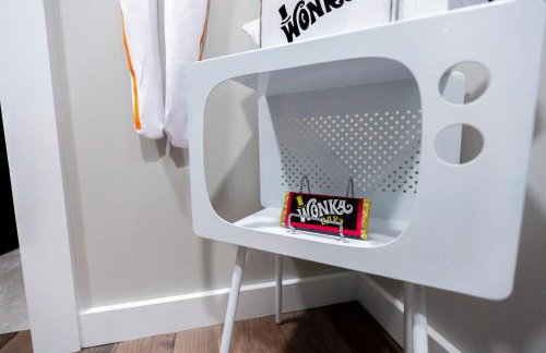 Famous Willy Wonka Themed Home - Foto 17