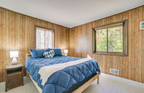 Pet-friendly Lakefront Gaylord Home with Dock! - Foto 11