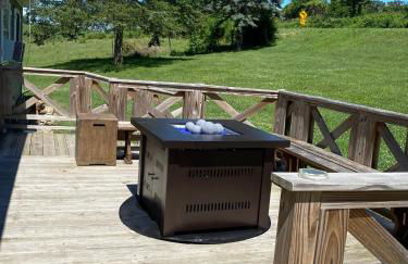 The Farmhouse ranch with lower level suite - Foto 33