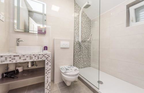 Villa Zdenka with heated pool - Photo 31