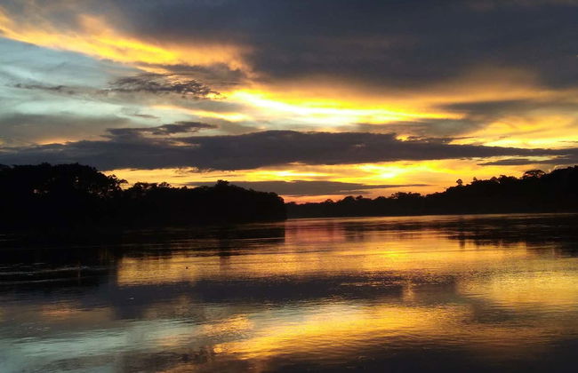 Sunset River Boat + Capybara Watching - Foto 4