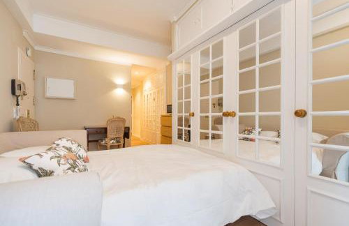 Lovely Estoril Corner near Beach, Casino & train - Foto 17