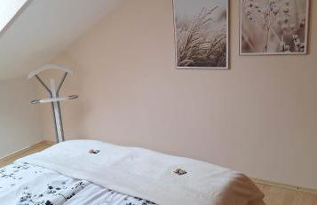 Moderne DG-Wohnung in Mainleus - Foto 3