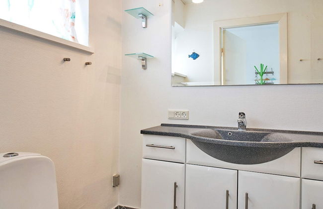 2 Person Holiday Home in Aakirkeby - Foto 10