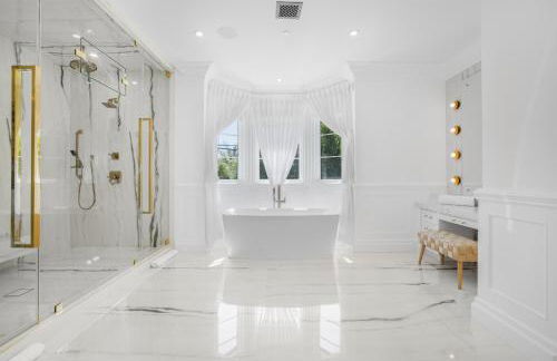 Spaulding Ave Farmhouse - Foto 32