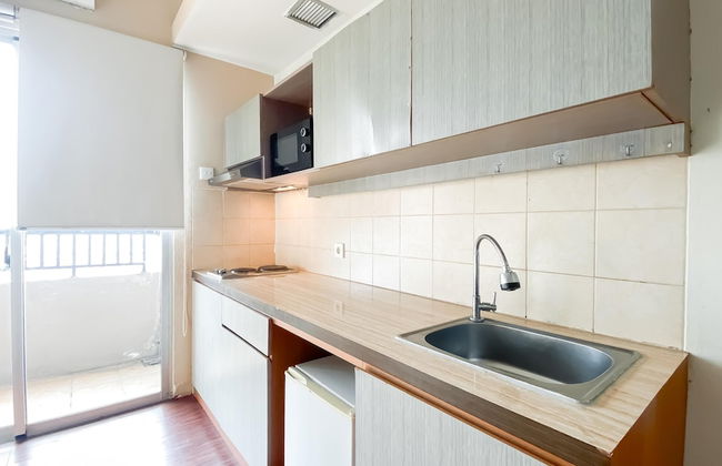 1BR Queen Bed at Ancol Marina Apartment near Dufan - Foto 9