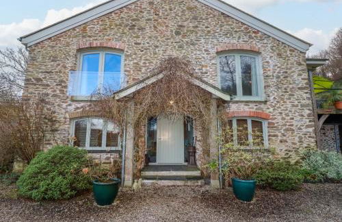 Kerslake House - Photo 1