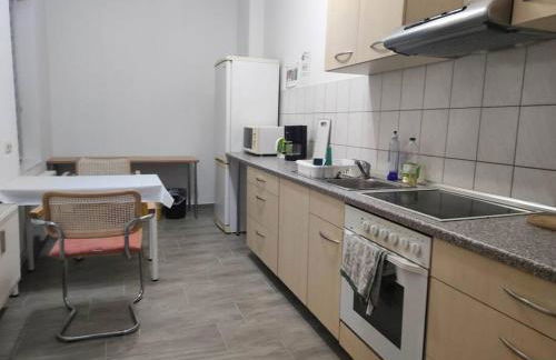 schöne 2 Bett Wohnung in Schönebeck - Elbe - Foto 3