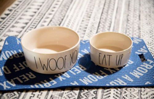 Rustic Chic Alabama Cabin w Loft Fire Pit Pet Friendly Fenced Yard Lake Guntersville - Lucky Lodge - Foto 45