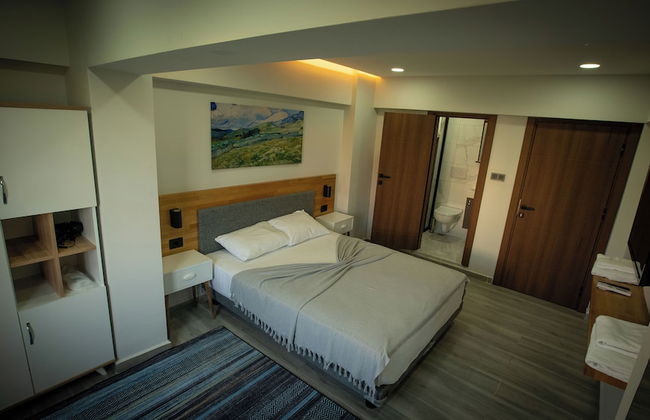 Royalova Hotel - Photo 21