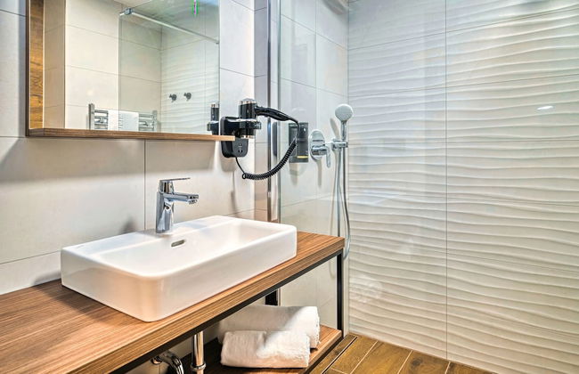 ABA Apartments - Photo 22