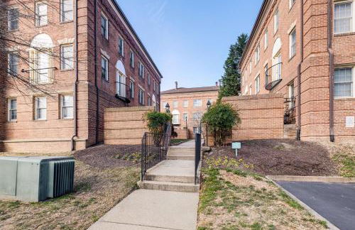 No Car Needed! Condo in Old Town Alexandria - Foto 27