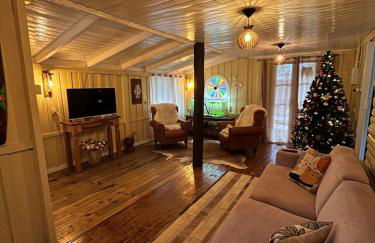 Sítio com piscina, churrasqueira, lareira, fogão à lenha, mesa de sinuca e vista para as montanhas - Foto 78