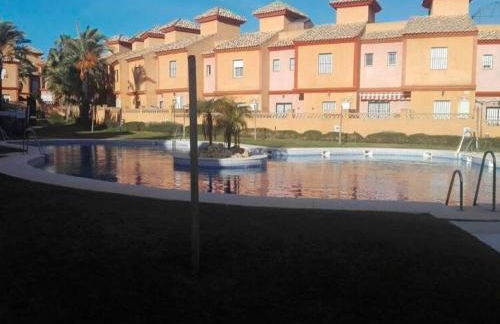 Apartment in Lepe with Pool and Garden - Foto 2