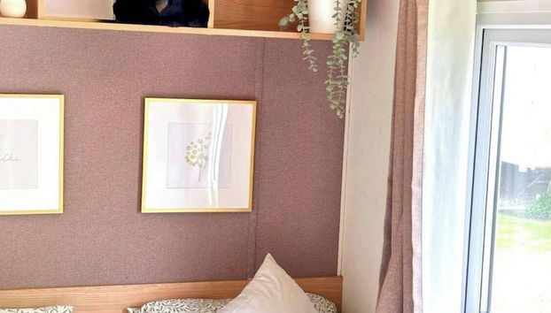 Harwich - Caravan - Sleeps 10 - Garden - Pool - Foto 3, Habitación