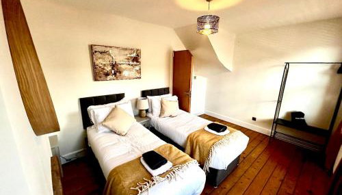 Nomi Homes - Okehampton Place - Exeter - Sleeps 7 - Foto 3