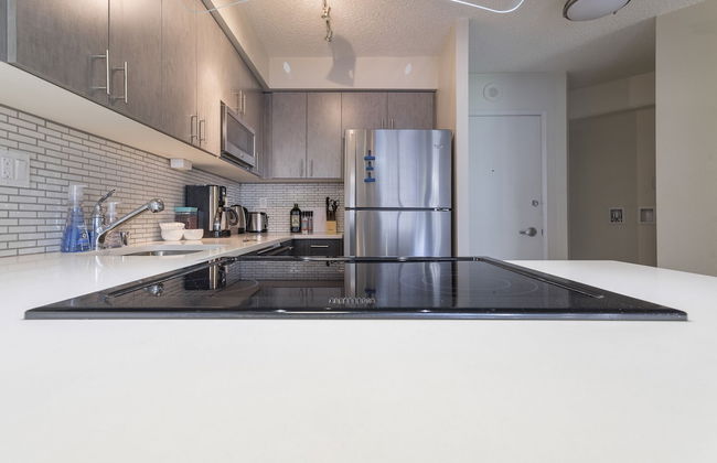 Domicile Suites at Cove - Photo 49