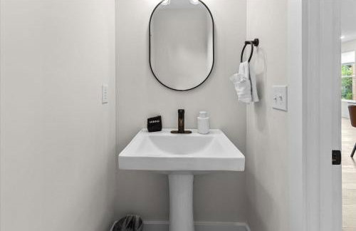 Lux House & Carriage house Furnished for Comfort - Foto 14