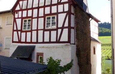 Zur Klapperburg - Foto 10