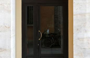 St. Vitale’s Basilic view elegant apartment - Photo 39