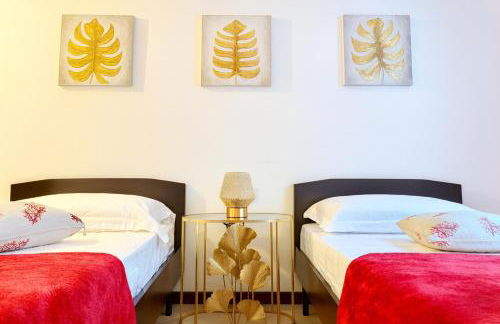 Villa by the Sea and Pool - Foto 20