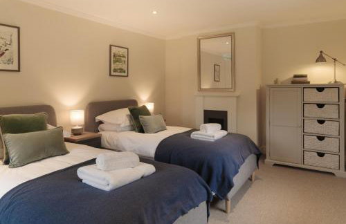 The Walled Garden at Woodhall Estate - Photo 5