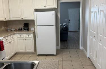 Beach Days, Nightlife Nights, East End of PCB - Foto 51